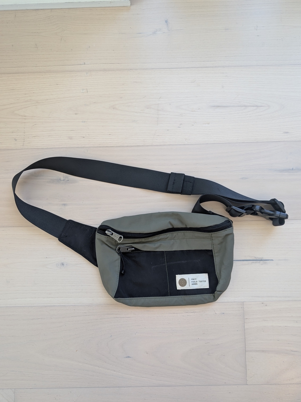 Olive Green & Black Crossbody Waist Bag - Unbranded